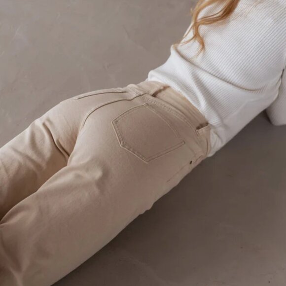 Beige Solan Jeans - excellent condition - Size 29 - ankle length - Picture 3 of 5